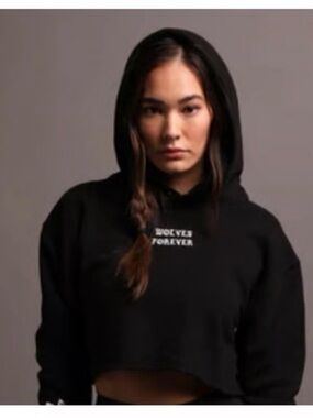 Darc Sport Wolves 4Ever 'Pierce' Cropped Black Hoodie